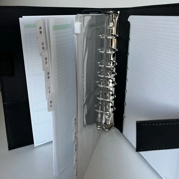 Vintage Day-Timer Black Leather 7-Ring Planner Organizer Binder Snap Like New - Picture 7 of 14